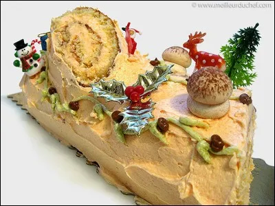 La bûche qui nous est proposée est parfumée au Grand Marnier, quelles sont les saveurs à découvrir dans cette liqueur ?