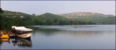 Comment s'appelle le principal lac du Ghana ?