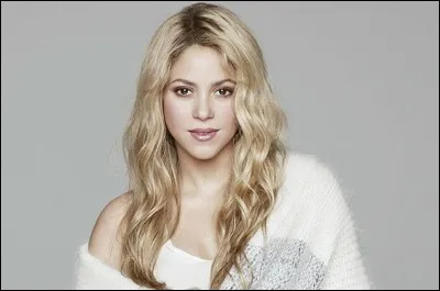 Avec quel footballeur Shakira est-elle mariée ?