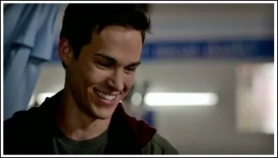 Après avoir tué son frère Luke, Kaï est devenu...