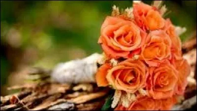 Fruit polynésien de la famille des rubiacées :