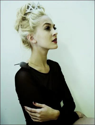 Qui est cette fille ?