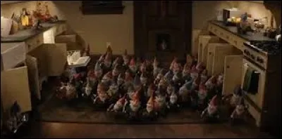 Le film se passe pendant la nuit d'Halloween.