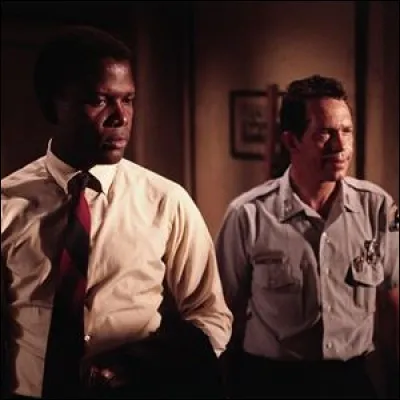 Où se déroule "Dans la chaleur de la nuit", film qui réunit Sydney Poitiers et Rod Steiger en 1967 ?