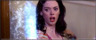Dans « Charmed », les anges ne sont jamais nommés tels quels, mais ils partagent énormément de traits avec les :