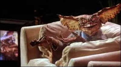 Dans quel film peut-on voir des créatures chanter "New York, New York" ?