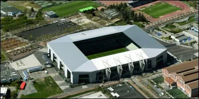 A quel club de football appartient ce stade nommé "La Beaujoire" ?