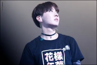 Qui J-Hope a-t-il aidé à apprendre à danser ?