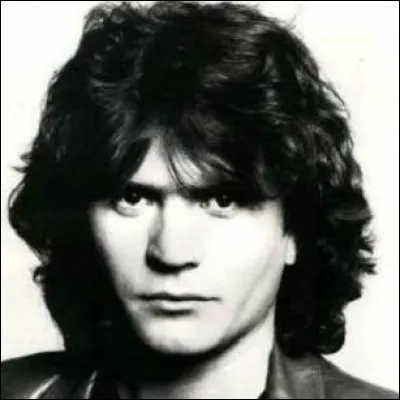 Qui chante, en 1979 "l'oiseau de nuit" ?