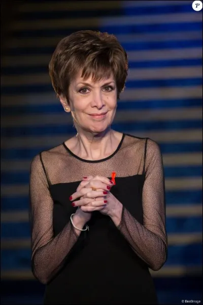 Quant à Catherine Laborde, quel est son principal sujet de conversation ?