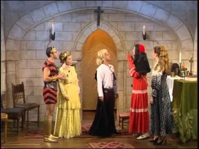 Si je vous dis : « Cache des rieurs sournois », vous répondez :