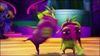 Comment s'appellent les deux serviteurs de celle qui veut tout le pouvoir ?