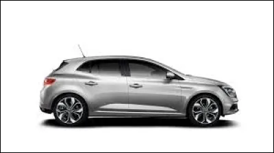 Quelle voiture a comme logo une forme géométrique ?