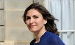Le Canard Enchan a point du doigt les arrts-maladie de la nouvelle secrtaire d'Etat charge des Ans, Nora Berra. Car pendant ces arrts de travail elle aurait: