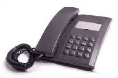 En 1996, la France adopte les numéros téléphoniques à 10 chiffres. Combien de chiffres composait les numéros de 1985 à 1996 ?