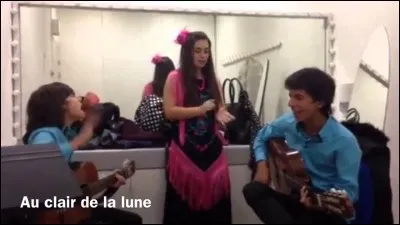 Comment la sur d'Esteban s'appelle-t-elle ?