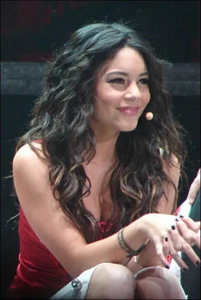 Qui est cette fille qui jouait dans "High School Musical" ?