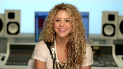Dans quel film Shakira a-t-elle chanté et joué un personnage ?