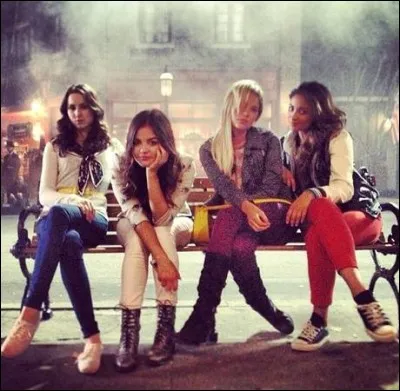 Qui a dit : "C'est comme si je me battais contre le vent les yeux bandés." ?