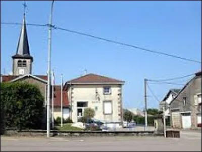 Village lorrain de l'arrondissement d'Épinal, Romont se trouve dans le département ...