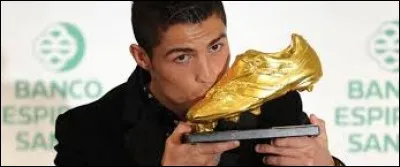 Qui a remporté le soulier d'or du meilleur buteur de la Coupe du monde 2014 ?