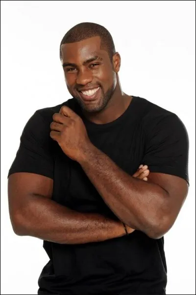 Que fait cette personne connue ? (Teddy Riner)