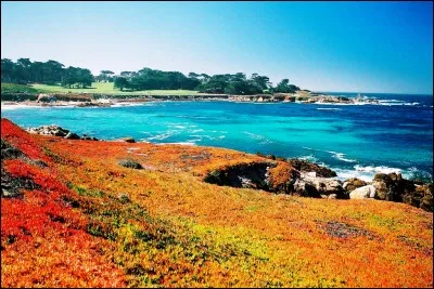 Cette autre route scénique de l'ouest américain parcourt la péninsule de Monterey en Californie et permet d'en admirer le littoral déchiqueté. Comment cette route se nomme-t-elle en référence à sa distance ?