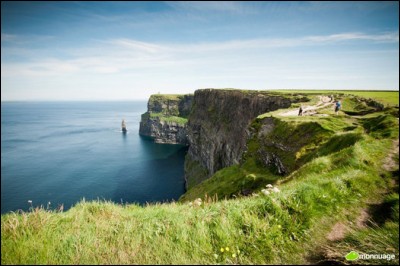Les falaises de Moher en Irlande ont accueilli le tournage d'une des scènes du sixième volet de la saga Harry Potter. Quel est son titre ?
