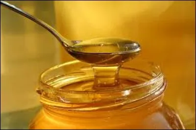 Une cuillerée de miel est le fruit du travail de 4 abeilles.
