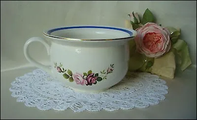 Jolie trouvaille que ce pot de chambre ! On l'appelait aussi :