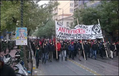 Quel outil politique est considéré comme obsolète par un grand nombre d'anarchistes ?