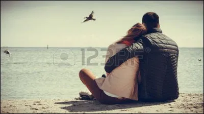 L'hormone qui réveille le désir est la ... .