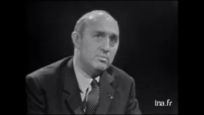 Le 19 décembre 1967, l'assemblée nationale adopte une loi. Laquelle ?