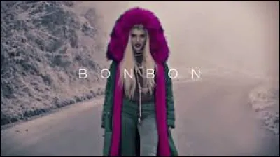 Quelle nouvelle chanteuse a fait son apparition avec le tube "Bonbon" ?