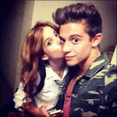 Quel(s) sont/est son/ses meilleur(s) ami(s) ?