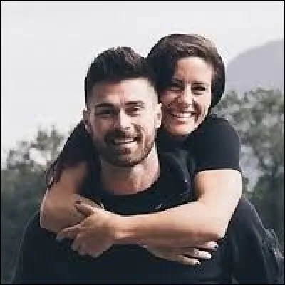 Ali a 1 frère comment s'appelle-t-il ? Et quel métier fait-il ?