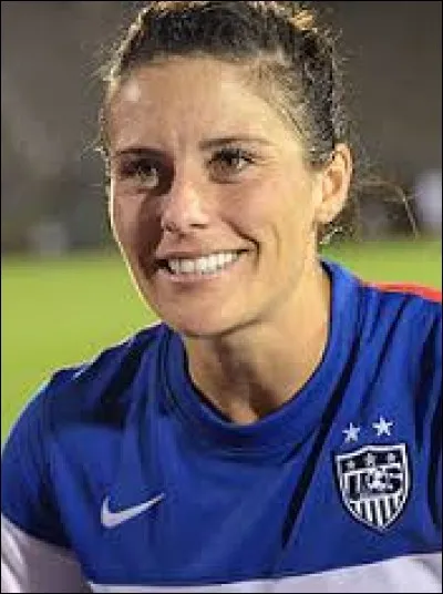 Pour quelle(s) équipe(s) a-t-elle déjà joué ?