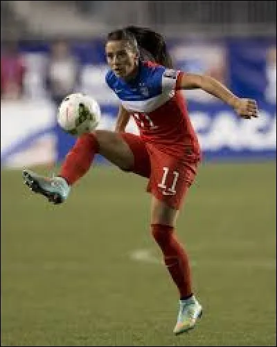 À quel(s) poste(s) a-t-elle déjà joué ?