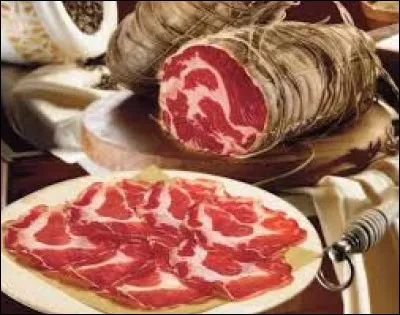 Cette charcuterie est faite avec de l'échine de porc, il s'agit de la...