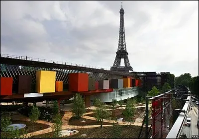 Sur quel quai se situe le musée parisien dit "des arts premiers" ?