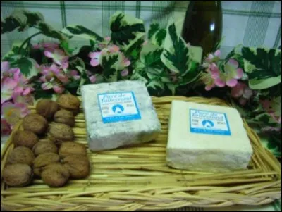 Quel animal est trait pour élaborer les fromages du Berry ?