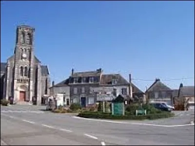 La Chapelle-au-Riboul est une commune des Pays-de-la-Loire située dans le département ...