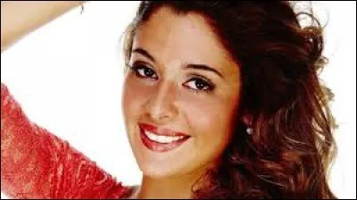 Contre qui Coralie (SS9) n'a pas hésité à prendre place en finale ?