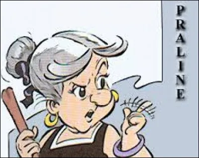 Praline est la maman d'Astérix. Elle apparaît dans les albums ...