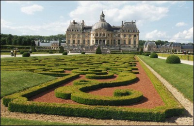 Qui a réalisé le jardin de Vaux le Vicomte ?