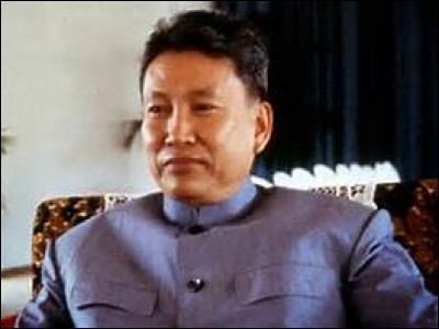 Qui est ce dictateur ayant régné sur le Cambodge ?