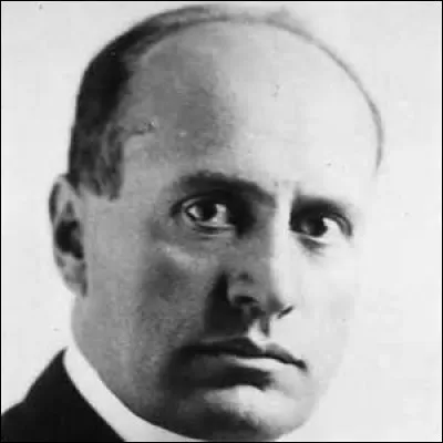 Dirigeant l'Italie de 1922 à 1943, créant le Parti fasciste, il imposa un régime totalitaire et une dictature. Il combattit aux côtés d'Adolf Hitler. Il se nomme [...]