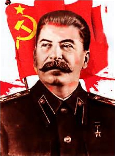 Dictateur en URSS de 1924 à 1953, comment se nomme t-il ?