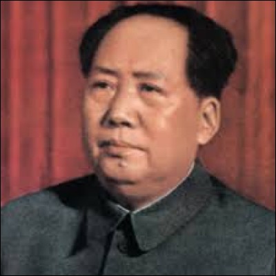 En quelle année les communistes chinois dirigés par Mao Zedong arrivent-ils au pouvoir ?