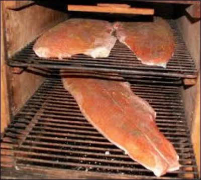 Quel est l'effet du fumage sur la texture d'une viande ?